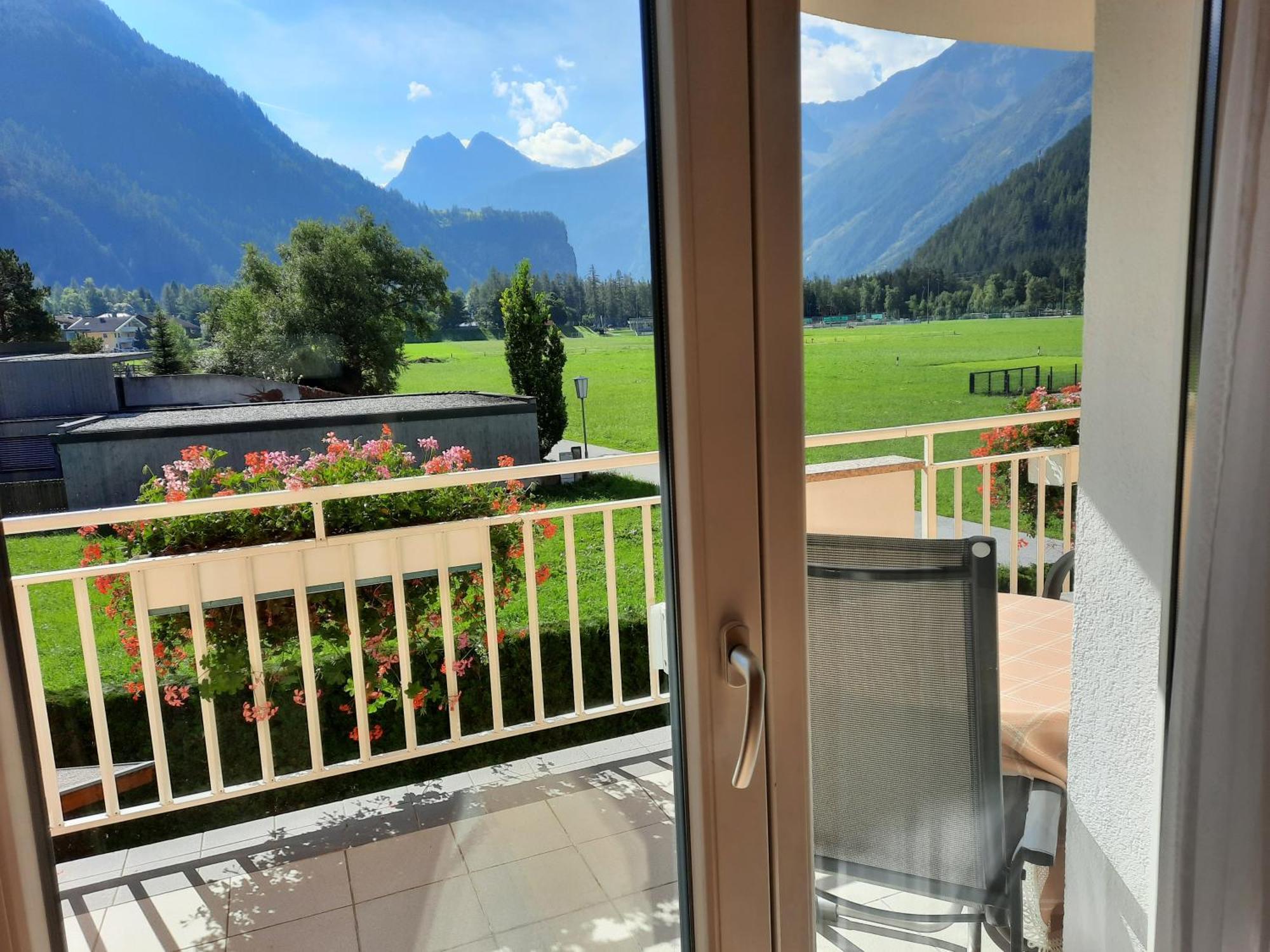 Ferienwohnung Haus Tanja Längenfeld Exterior foto