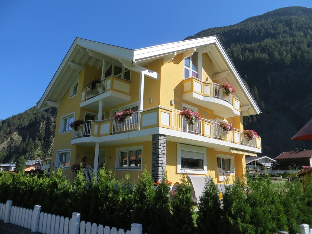 Ferienwohnung Haus Tanja Längenfeld Exterior foto